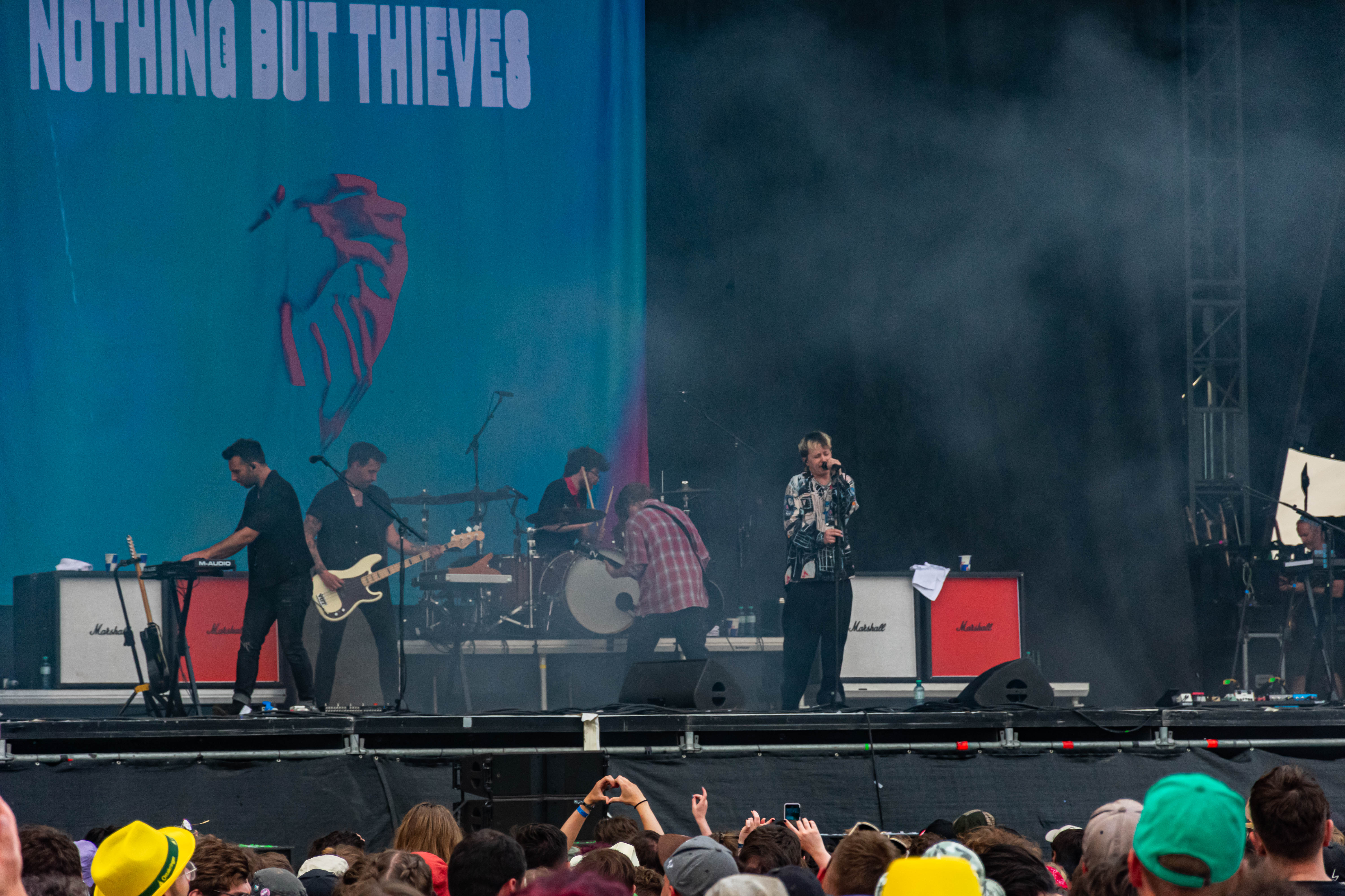 Nothing But Thieves live in concert